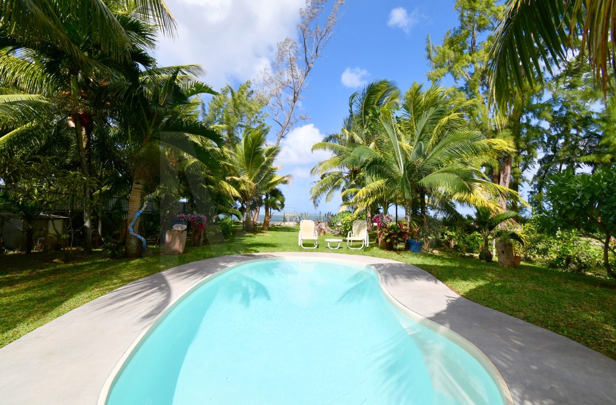72 / 5,000
Translation results

Loase de Riambel Villa fronte mare con piscina privata a Mauritius in affitto