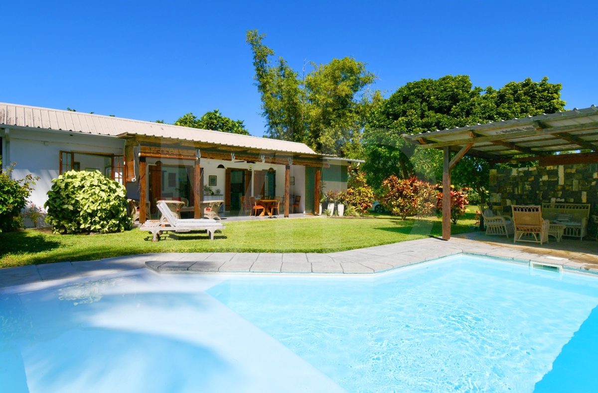 La Case Najoli le Morne mit privatem Pool, blauer Lagune, großem Garten, nahe le Morne Kitesurf Spot One Eye auf Mauritius zu vermieten